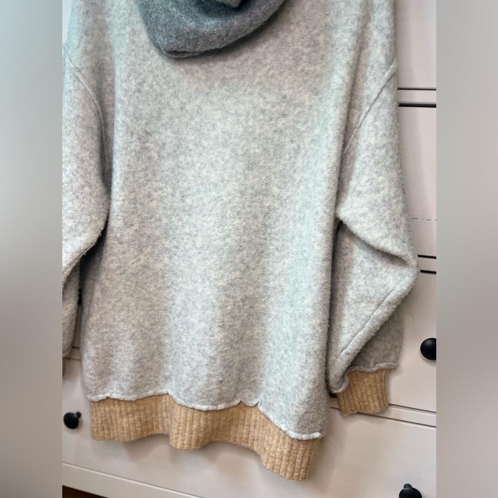 Free People Gray and Cream Hoodie - Picture 6 of 16